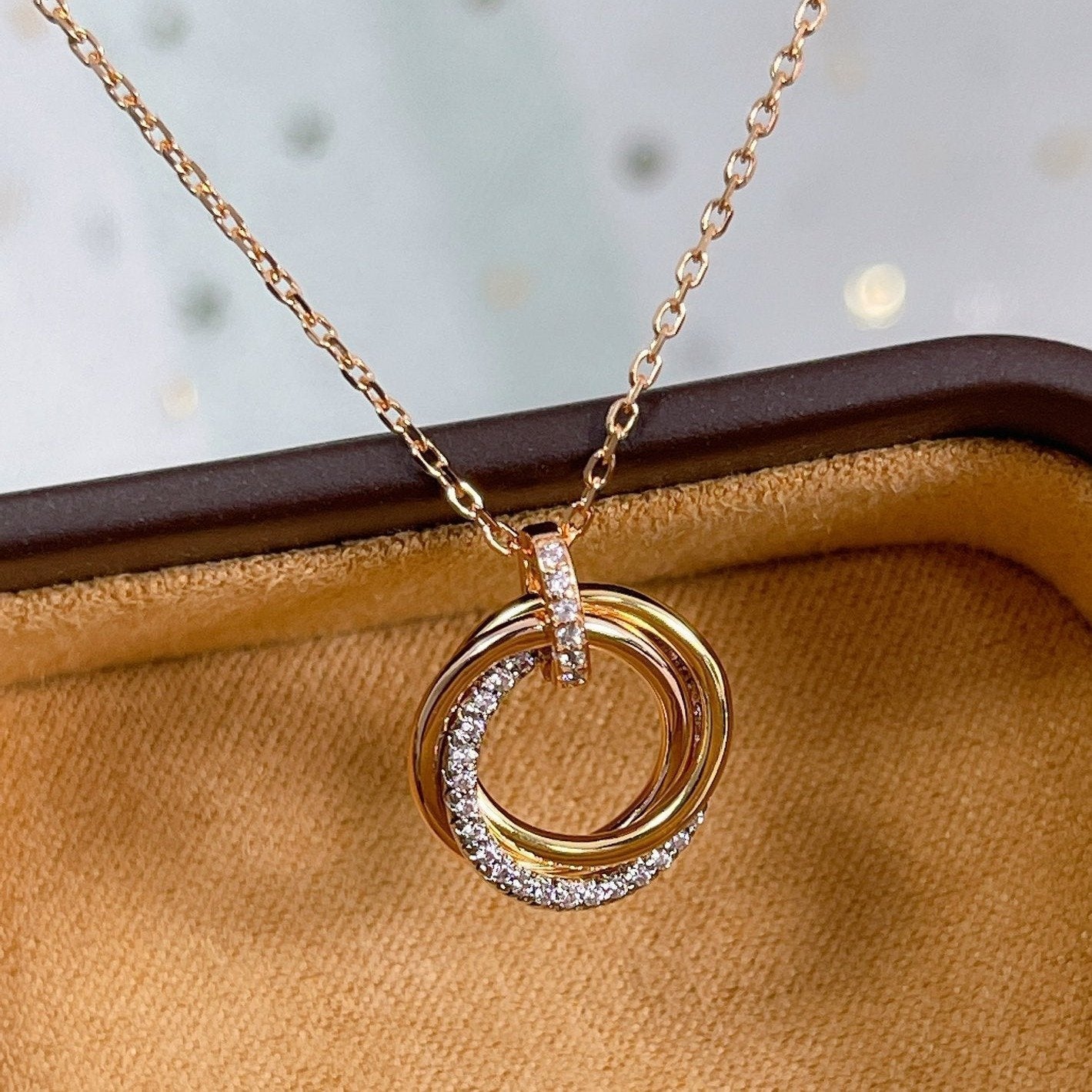 [Mystic Crown]TRINITY NECKLACE SILVER GOLD PINK GOLD DIAMONDS