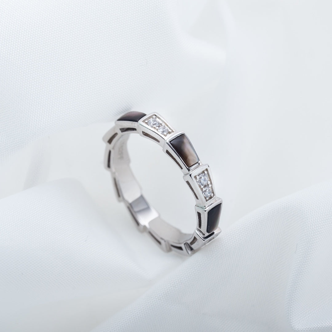 [Mystic Crown]SERPENTI RING SILVER  DIAMOND BLACK MOP 3MM