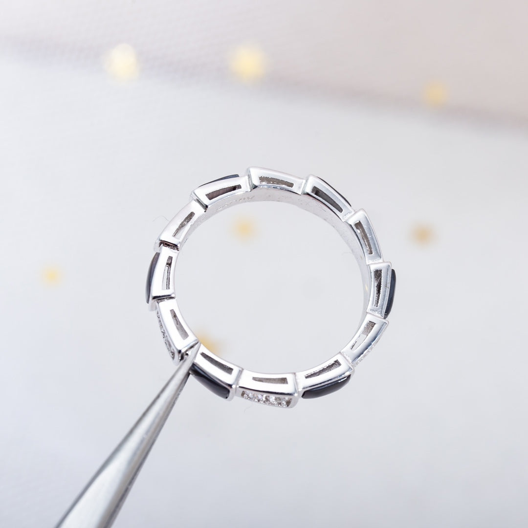 [Mystic Crown]SERPENTI RING SILVER  DIAMOND BLACK MOP 3MM