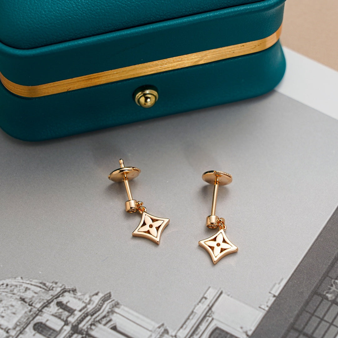 [Mystic Crown]STAR EARRINGS GOLD