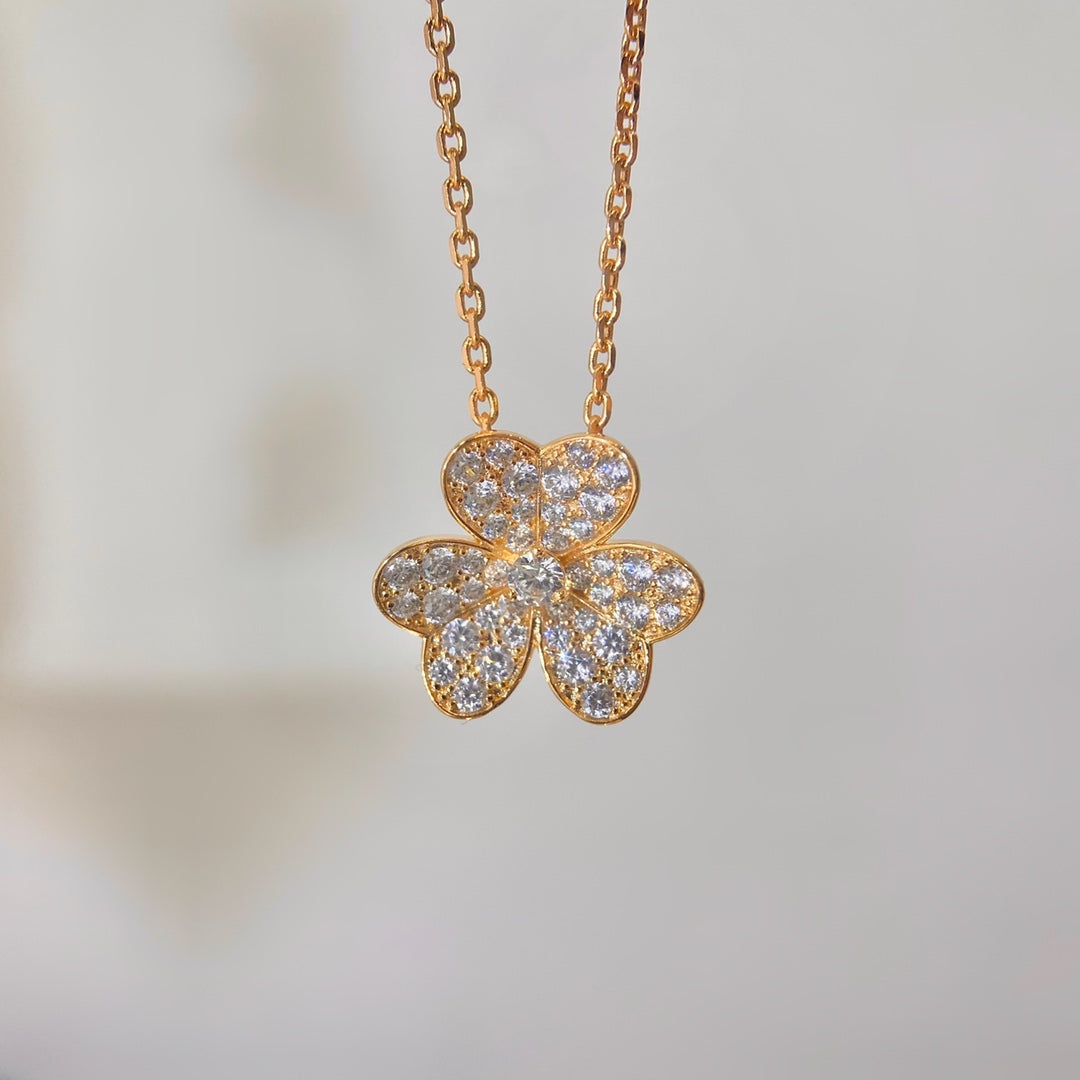 [Mystic Crown]FLOWER DIAMOND NECKLACE
