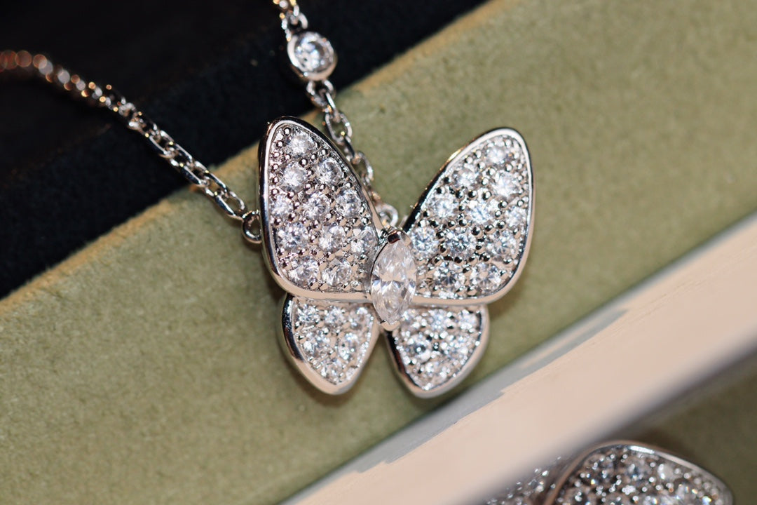 [Mystic Crown]BUTTERFLY DIAMOND NECKLACE
