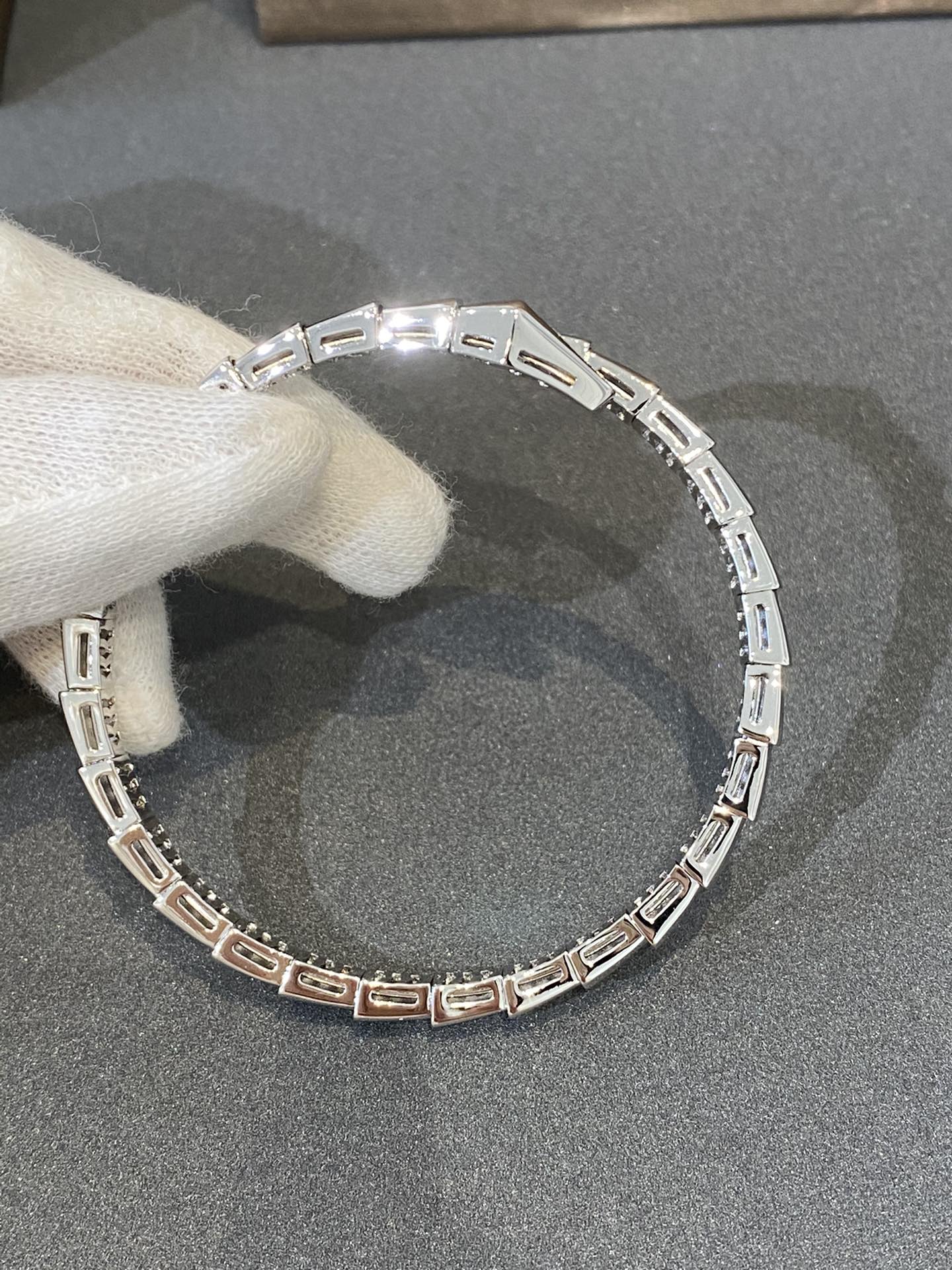 [Mystic Crown]SERPENTI BRACELET DIAMONDS SILVER