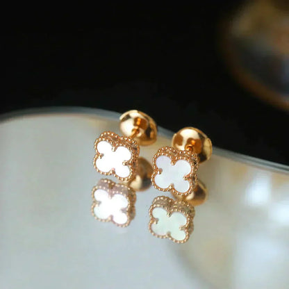[Mystic Crown]CLOVER MINI 9.5MM WHITE MOP EARRINGS