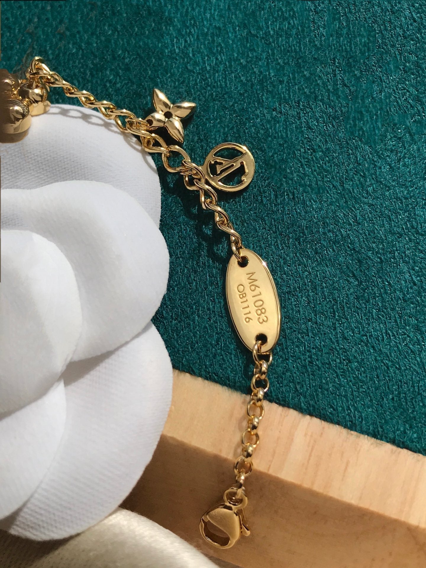[Mystic Crown]BLOOMING PINK GOLD MOP BRACELET
