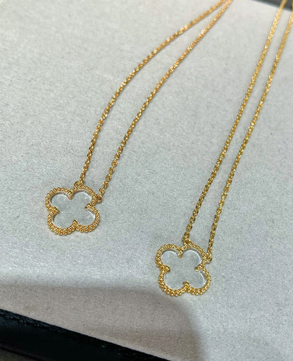 [Mystic Crown]CLOVER ROCK CRYSTAL ROSE GOLD NECKLACE