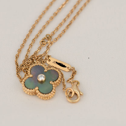 [Mystic Crown]CLOVER 15MM DIAMOND AND MOTHER-OF-GREY NECKLACE