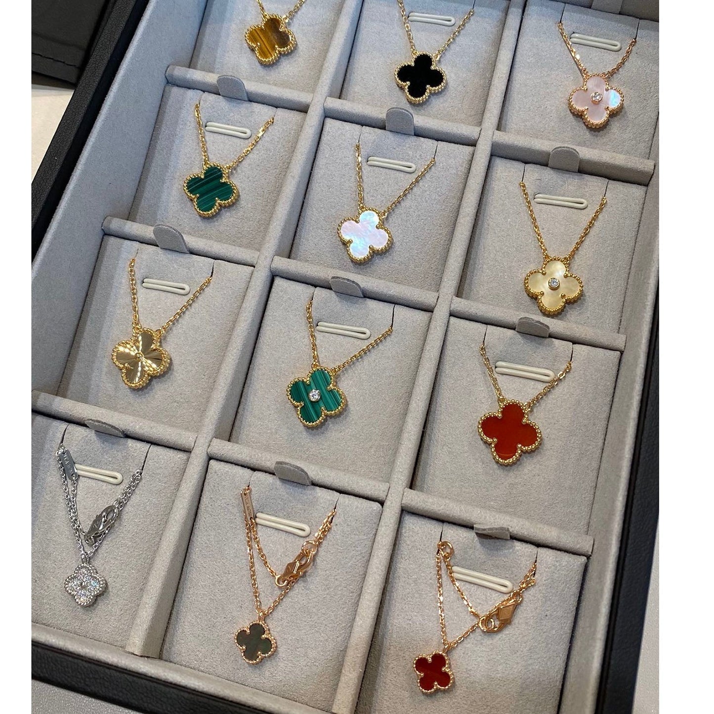 [Mystic Crown]CLOVER 15MM DIAMOND SINGLE FLOWER NECKLACE