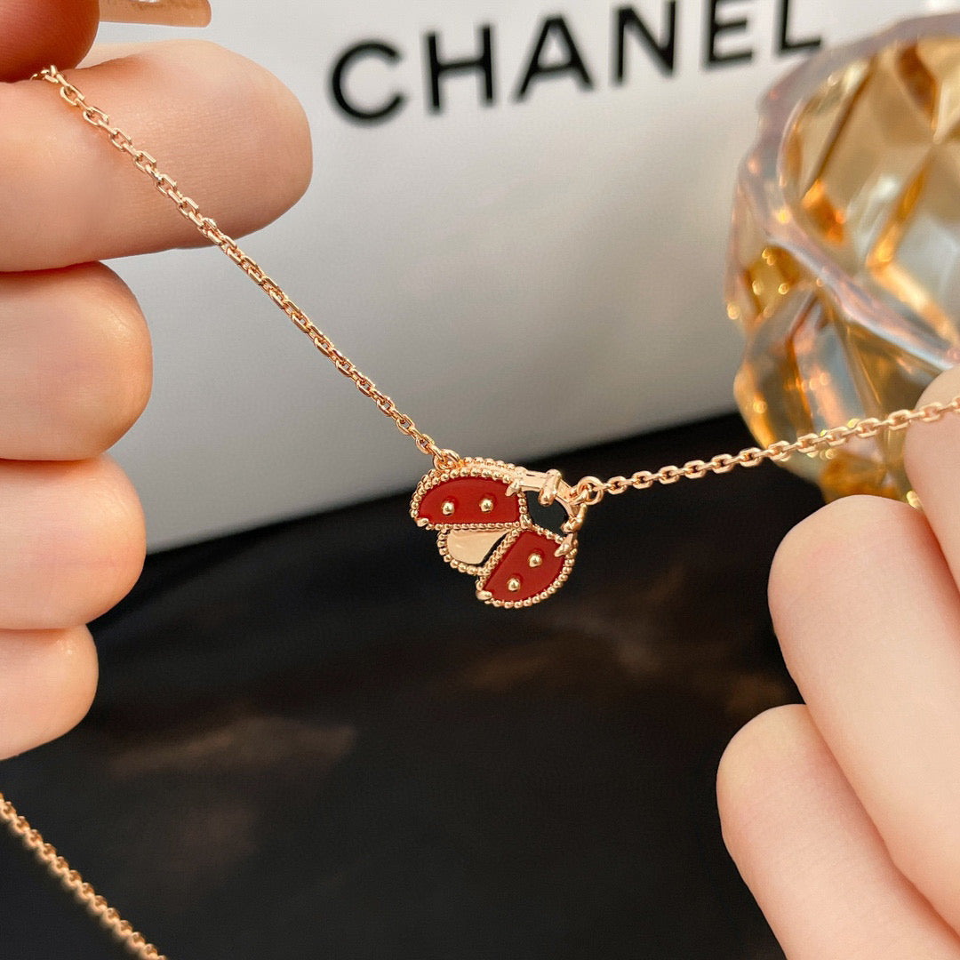 [Mystic Crown]LUCKY  CARNELIANS LADYBUG NECKLACE