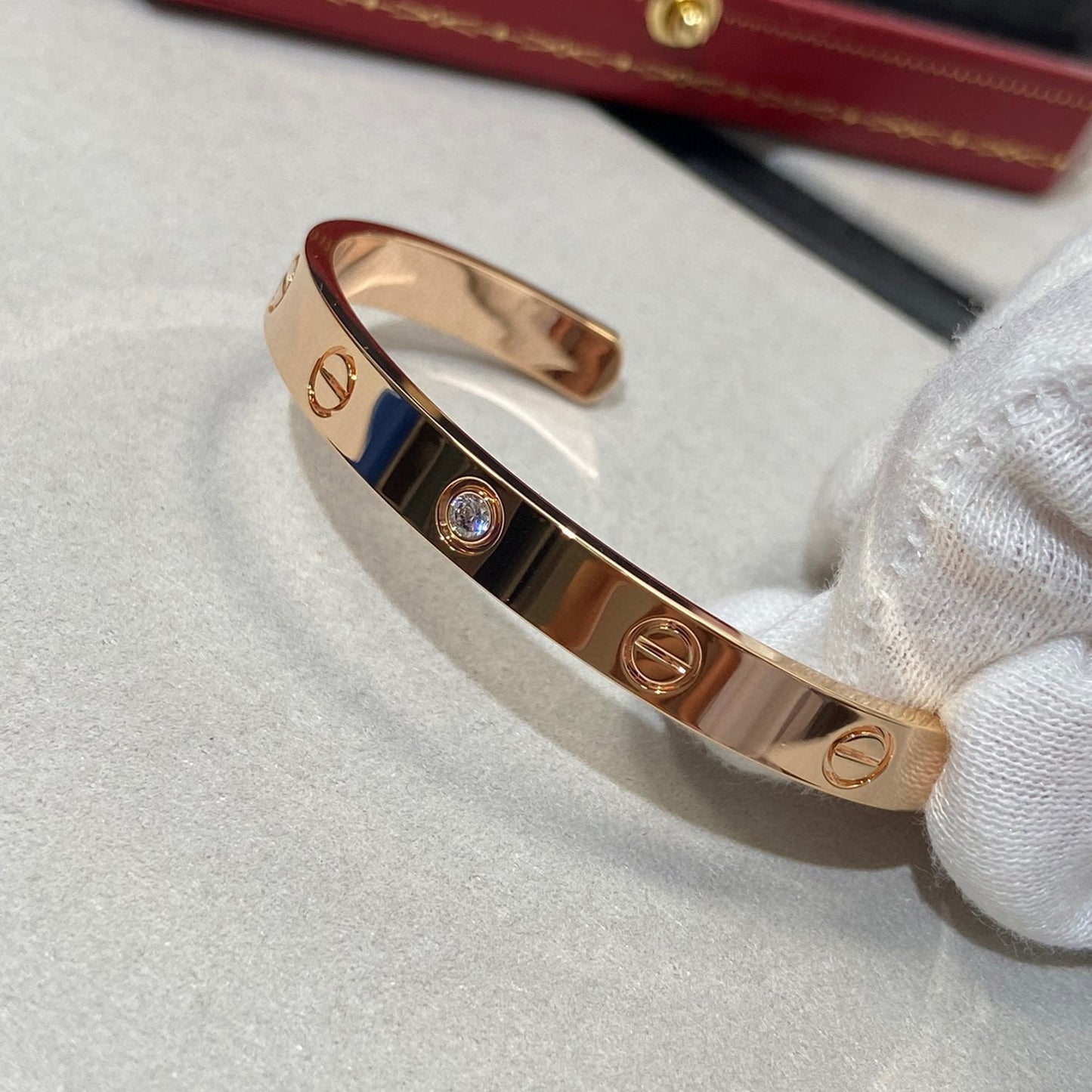 [Mystic Crown]LOVE BRACELET 6.1MM 1 DIAMOND OPEN CUFF