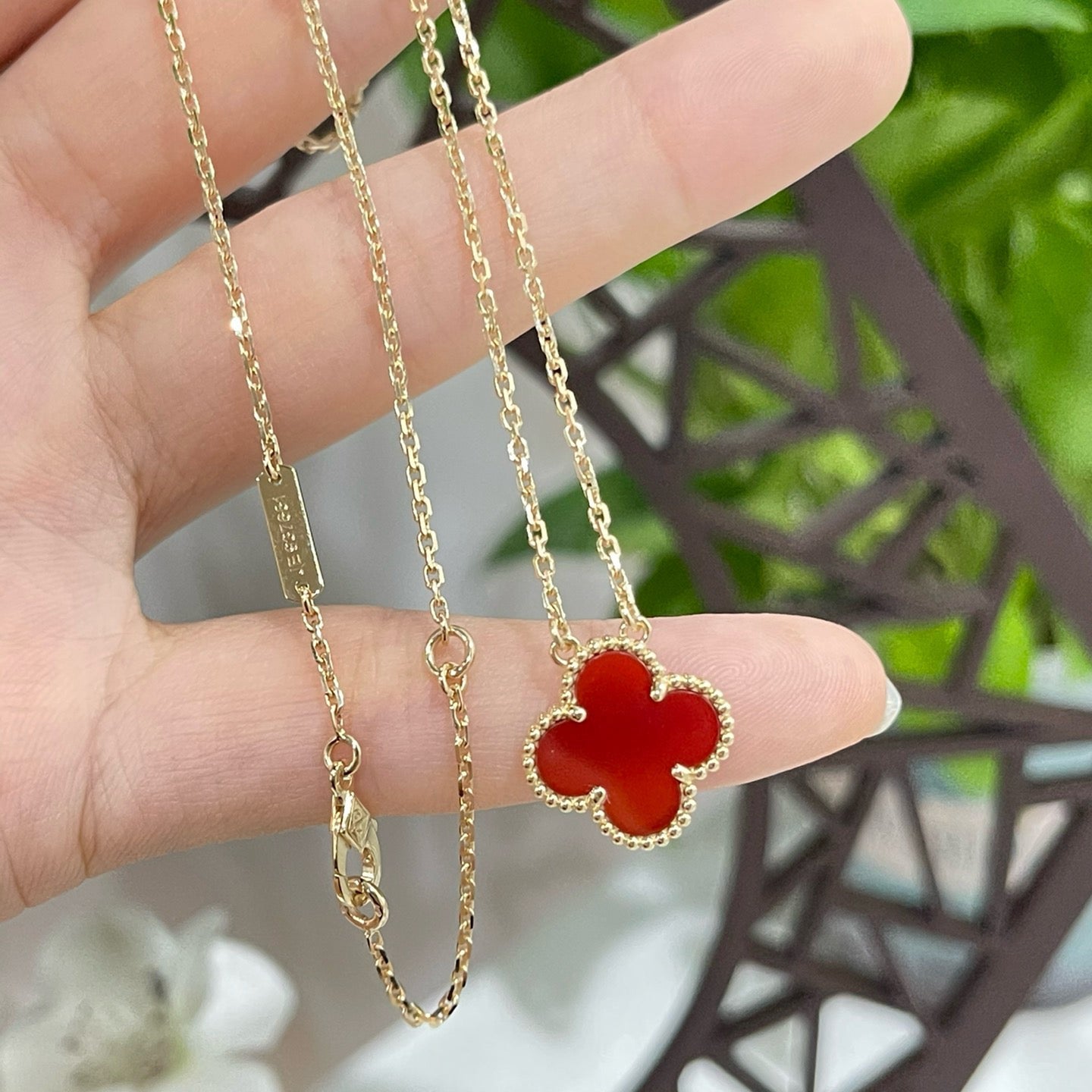 [Mystic Crown]CLOVER 15MM CARNELIAN SINGLE FLOWER NECKLACE