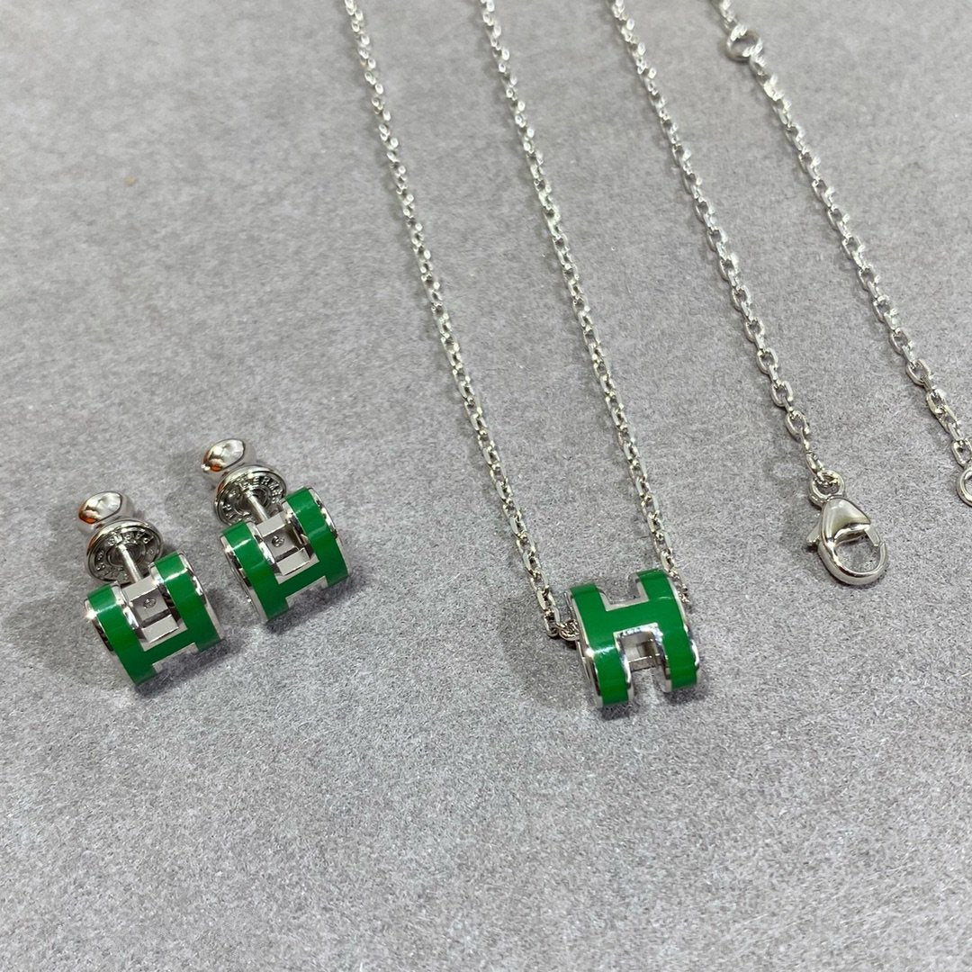 [Mystic Crown]POP H GREEN NECKLACE SILVER AND GOLD