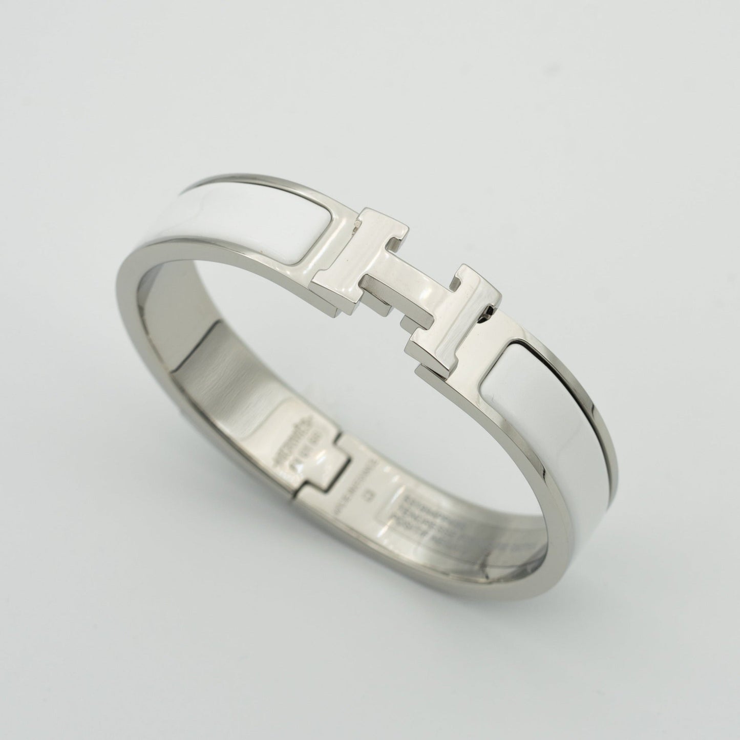 [Mystic Crown]H WHITE BRACELET