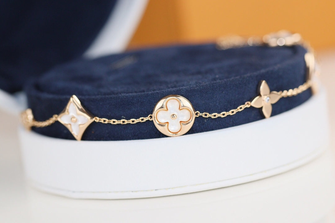 [Mystic Crown]LEAF CLOVER BRACELET