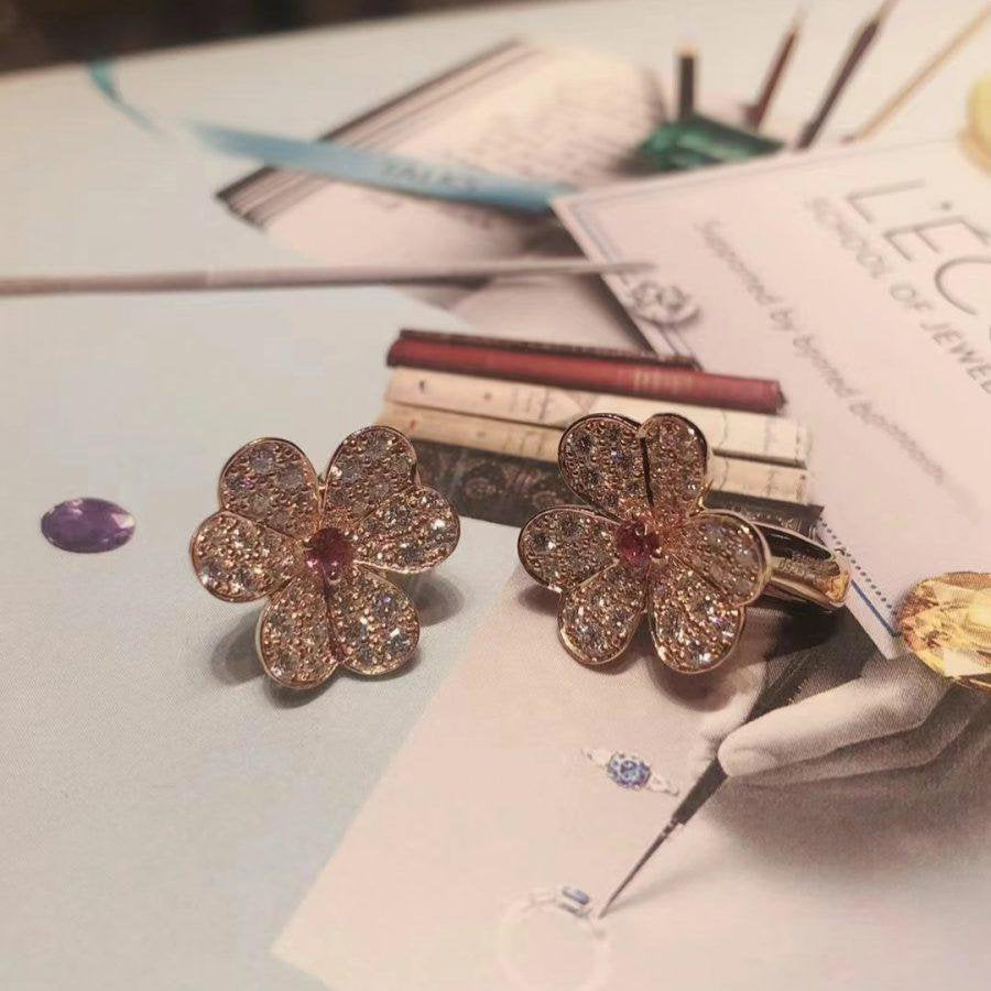 [Mystic Crown]FRIVOLE PINK GOLD FLOWER DIAMOND EARRINGS